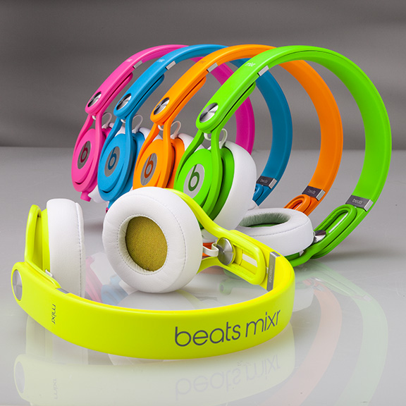 beats mixr neon pink